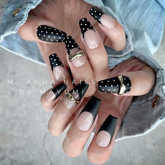Black dot's French