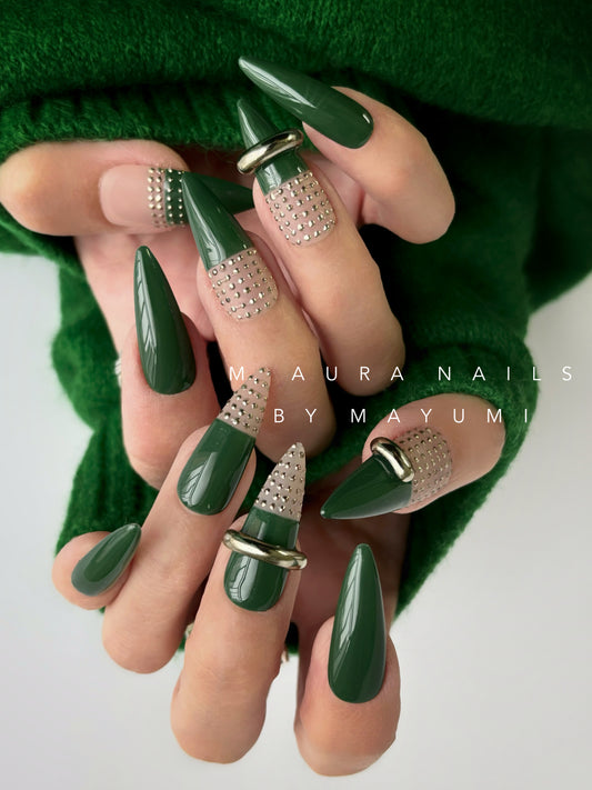 TUDDED GREEN