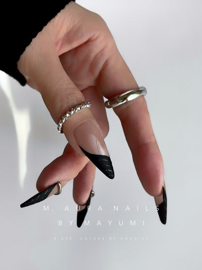 BLACK RIBBON