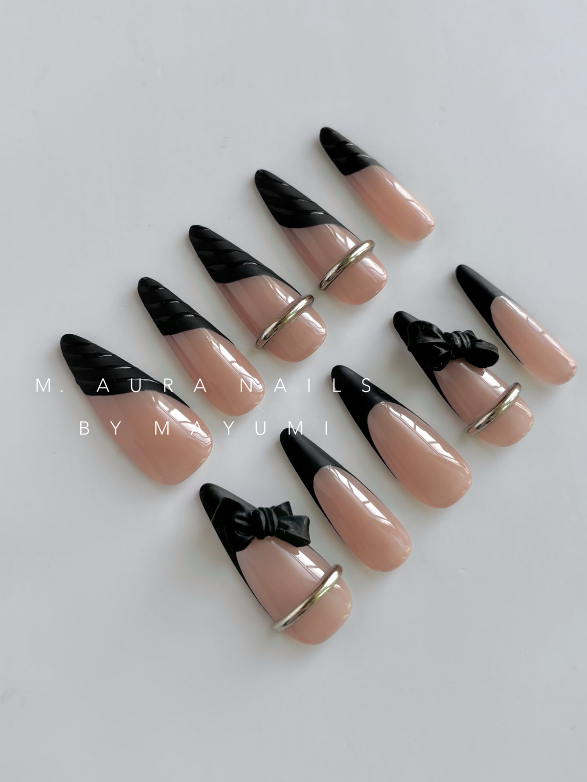 BLACK RIBBON