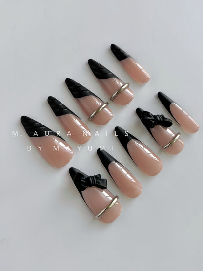 BLACK RIBBON