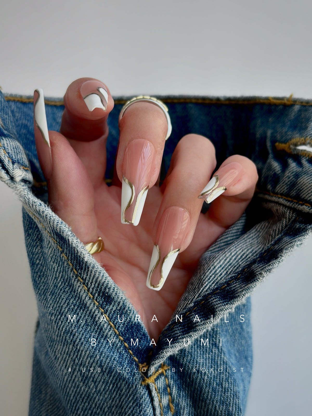 WHITE RING