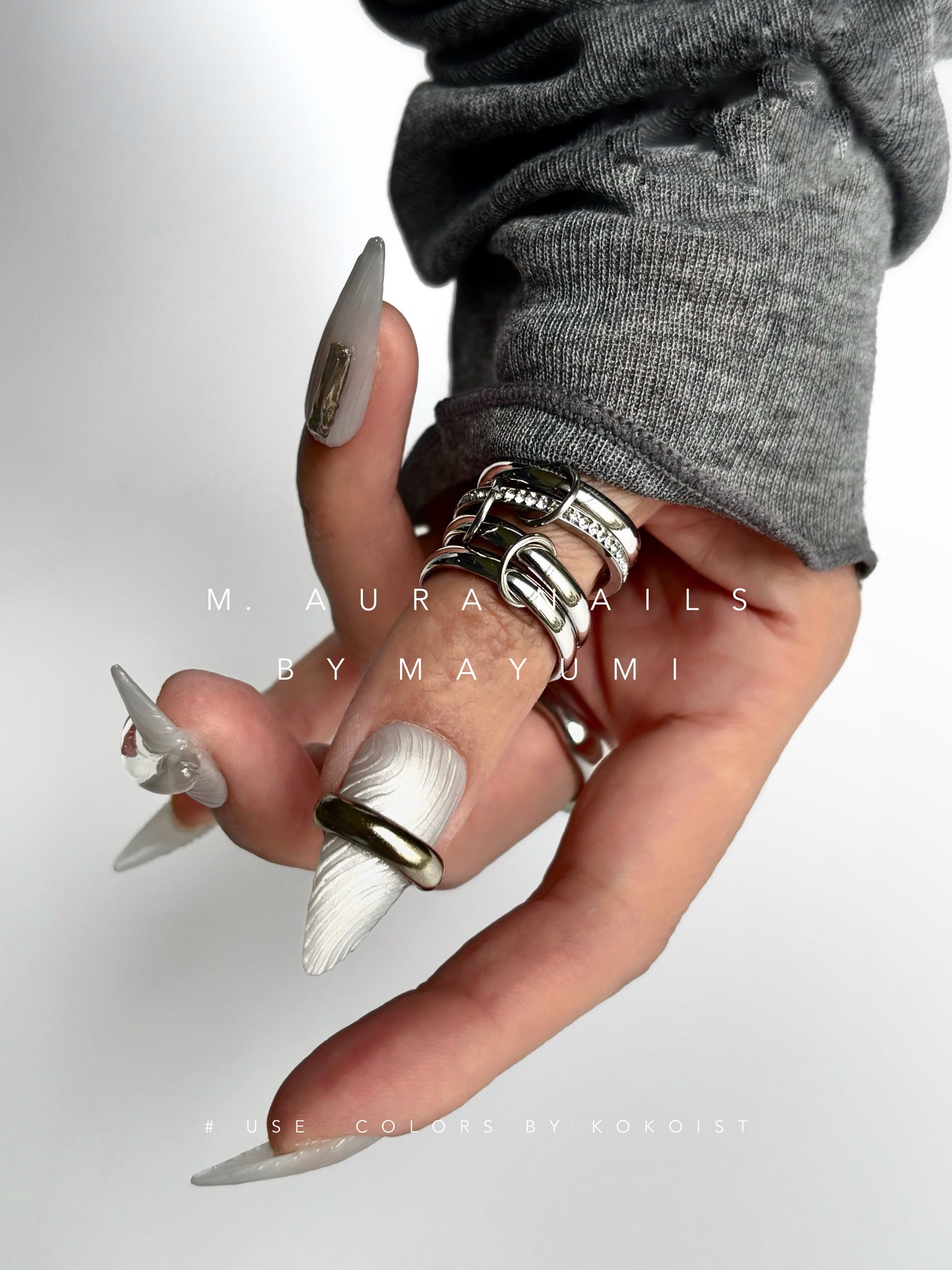 White Magnet & Ring